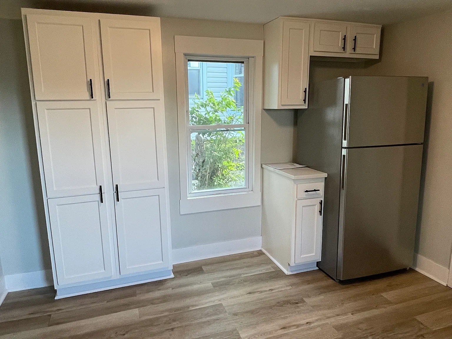 Beautifully renovated 3 bedroom home in Swissvale — Photo 3