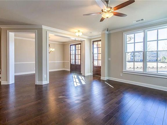 The Kentmere has a beautiful entry that leads to an amazing open floorplan. Not actual home. Photos