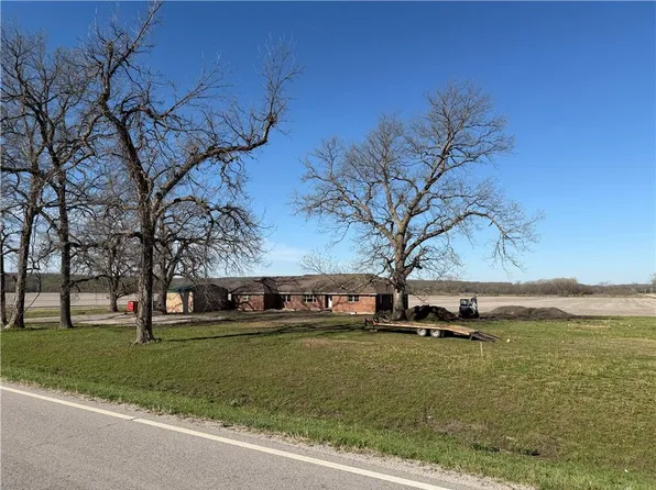 15360 State Highway 7, Centerville, KS 66014