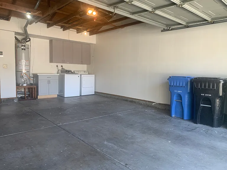 413 Brutus Ct — Photo 30