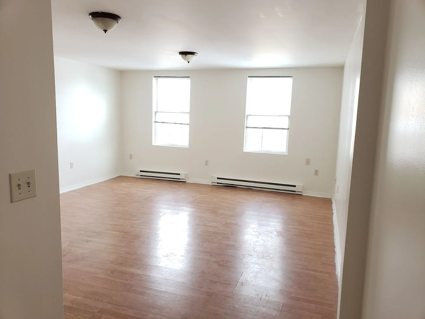 Main 1059 — Photo 4