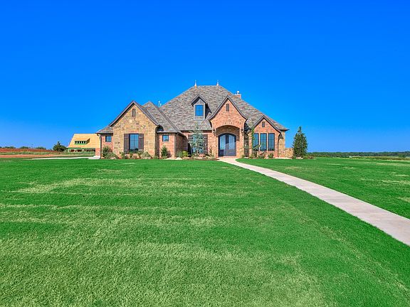 5th image of 21932 Toscana Ct