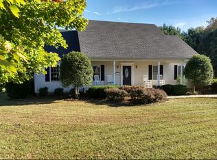 181 Huntsman Cir, Bowling Green, KY 42103