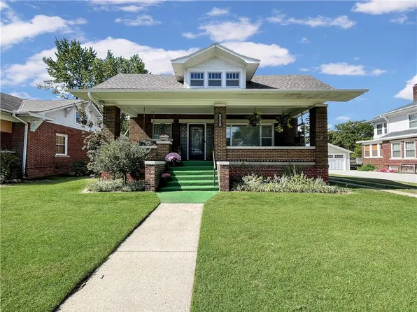 1704 Lipper Ave, Higginsville, MO 64037