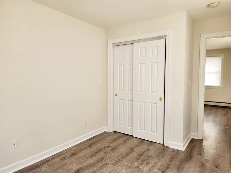 77 Valley Rd — Photo 6