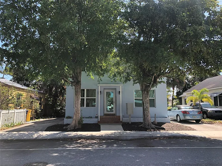 114 S M St #5 — Photo 17