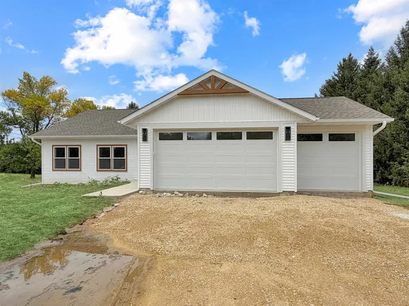 3-359R Lake Carroll Blvd, Lanark, IL 61046