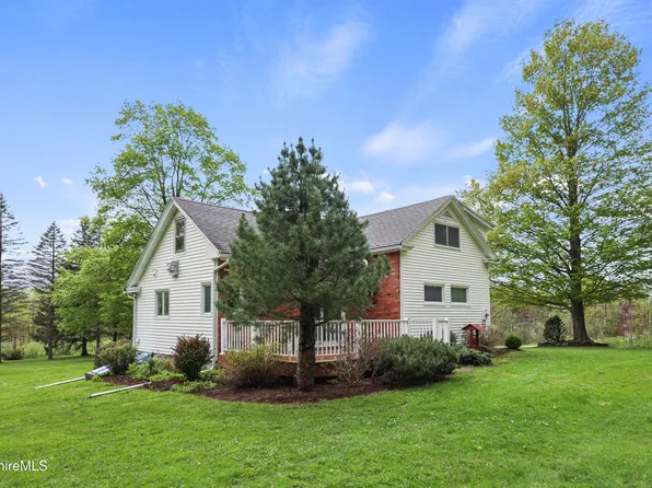 1400 Wells Rd, Cheshire, MA 01225