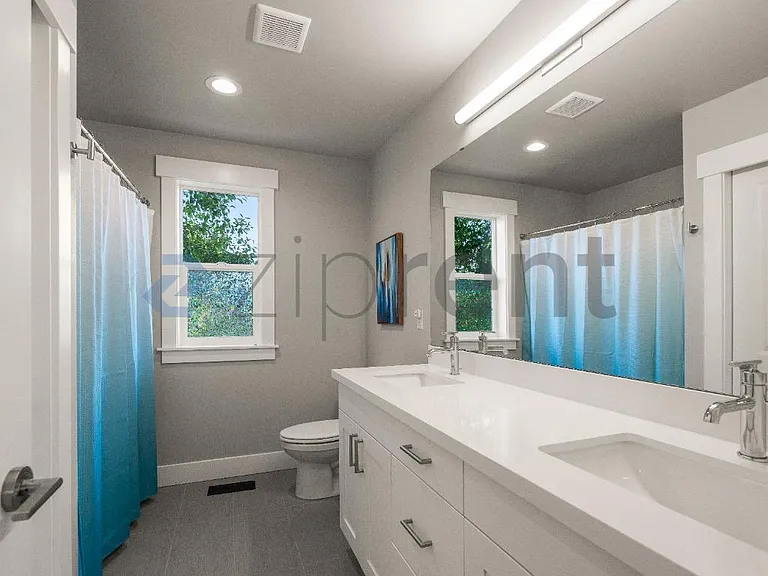 16547 8th Ave NE #A — Photo 23