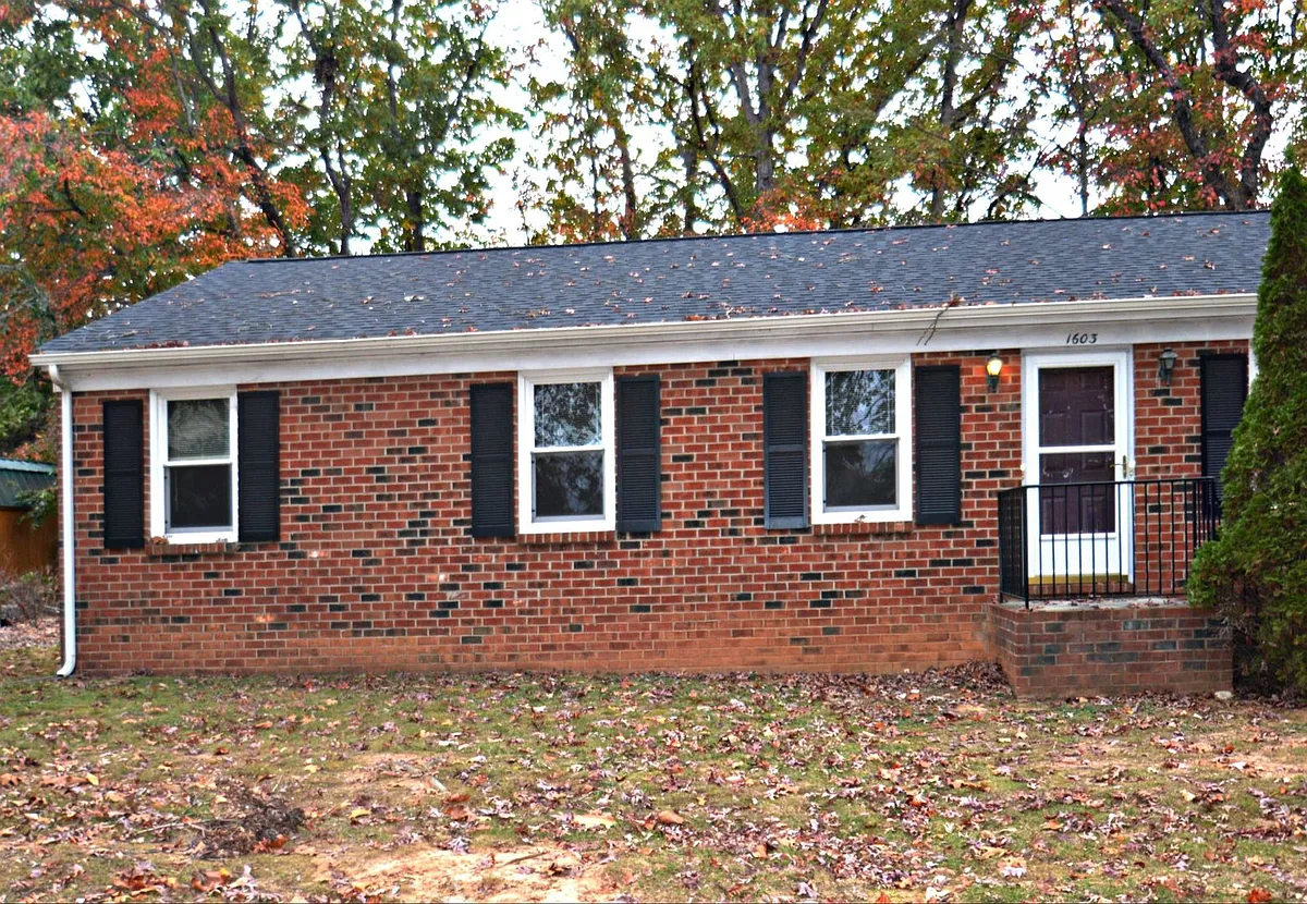 Building Photo - 1603 Wards Ferry Rd #B