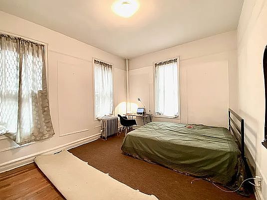 4th image of 770 Saint Marks Ave #4L