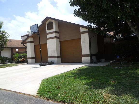 3rd image of 3820 Collinwood Ln