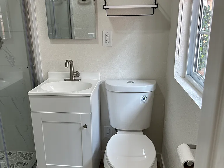 5066 Voltaire St #3 — Photo 22