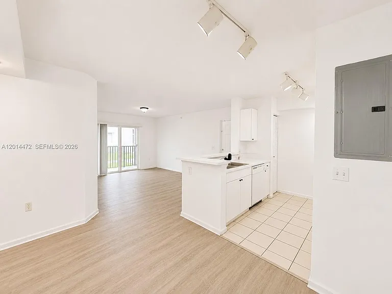 15410 SW 284th St #8102 — Photo 3