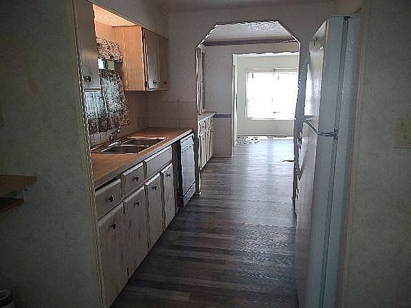 3rd image of 1510 Ariana St #140