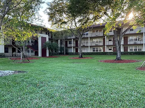 150 SW 134th Way #304R Photo 1