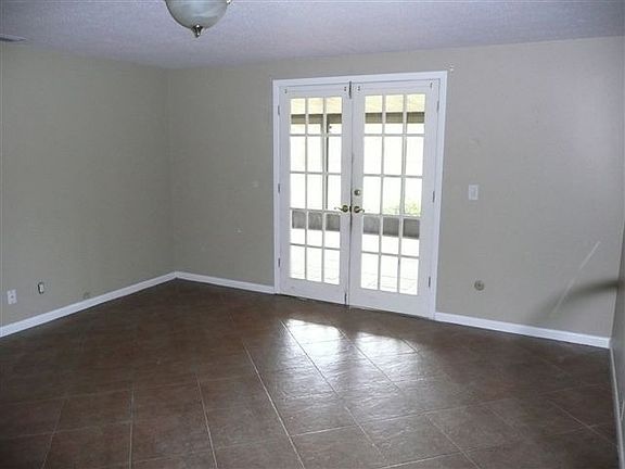 5th image of 8000 33rd Ave N