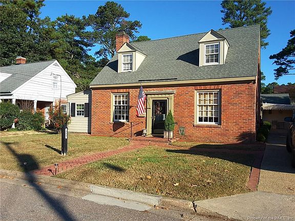 2nd image of 111 Washington St