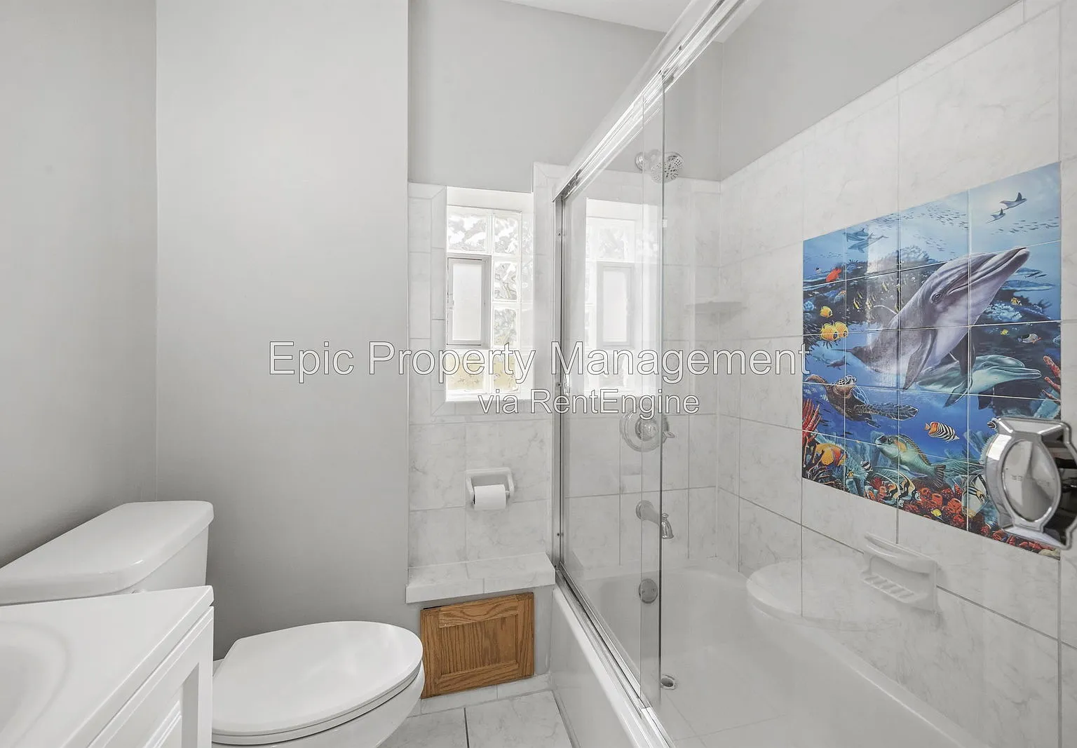 3 bed, 1.0 bath, $1,575 — Photo 4