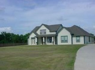 4425 Young St, Pasadena, TX 77504