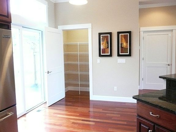 Kitchen Pantry & Nook