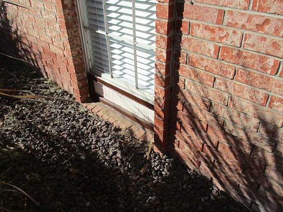 2nd image of 1823 Dean Martin Dr