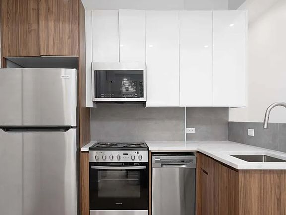 2nd image of 88 Manhattan Ave #1