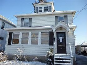 1st image of 199 Shoemaker St