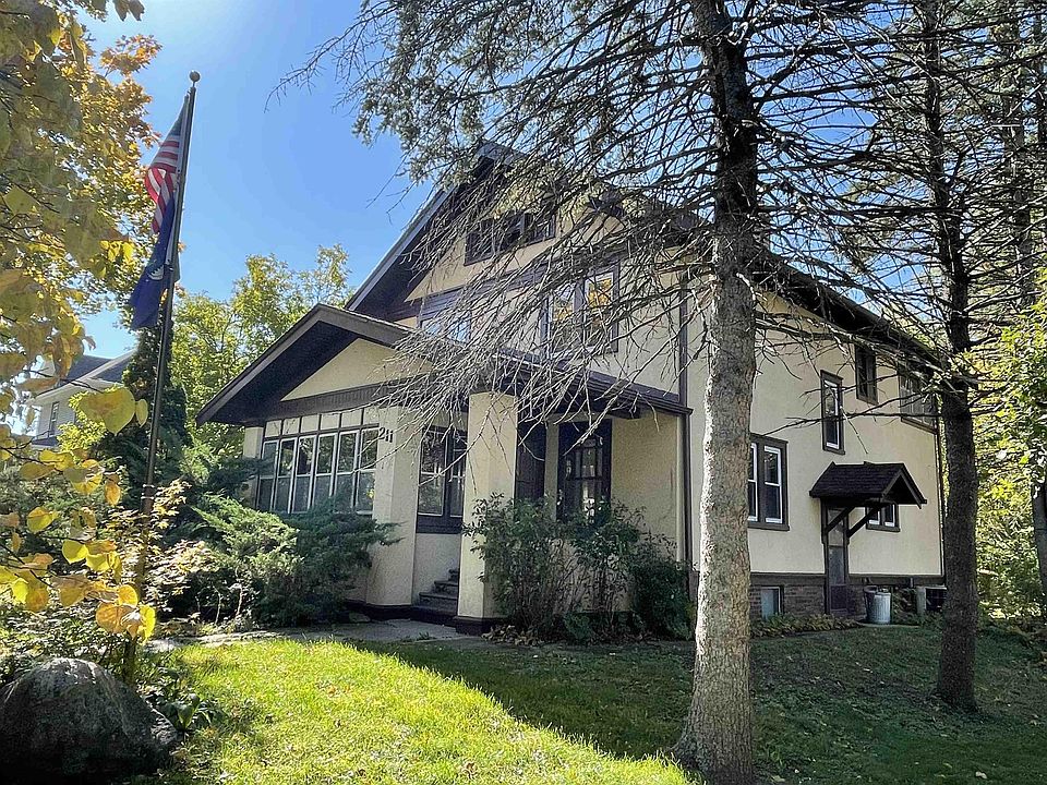 1st image of 211 S Pecatonica St