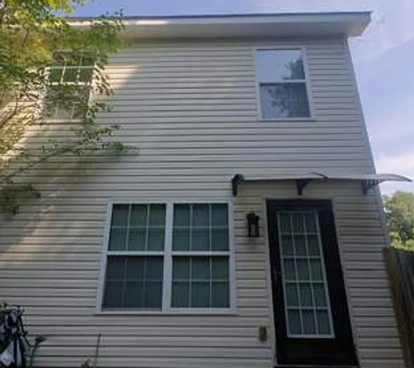 Building Photo 3