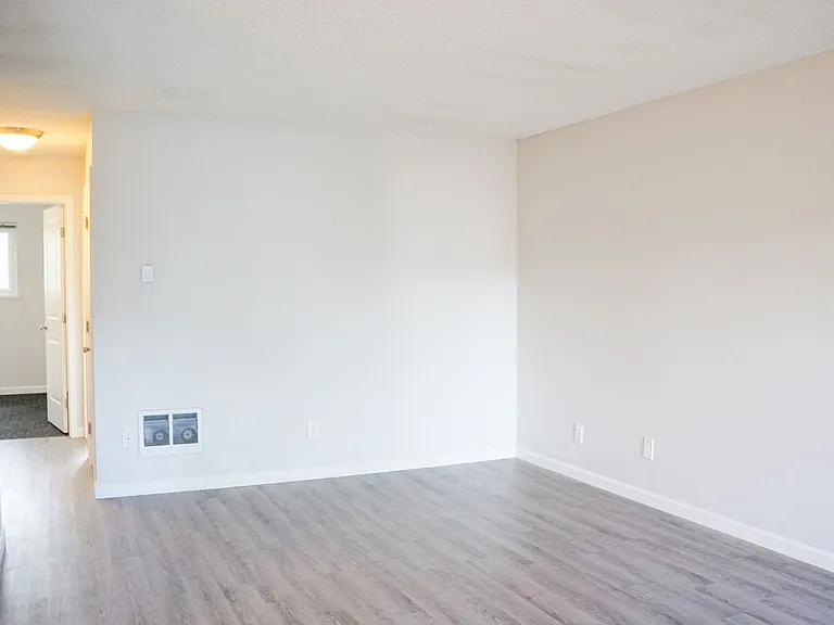 4030 SE Holgate Blvd #H — Photo 5