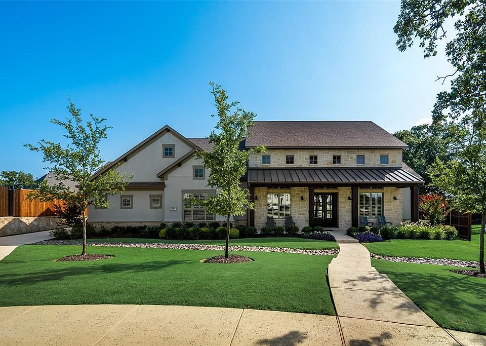 1st image of 913 Lyndsey Way