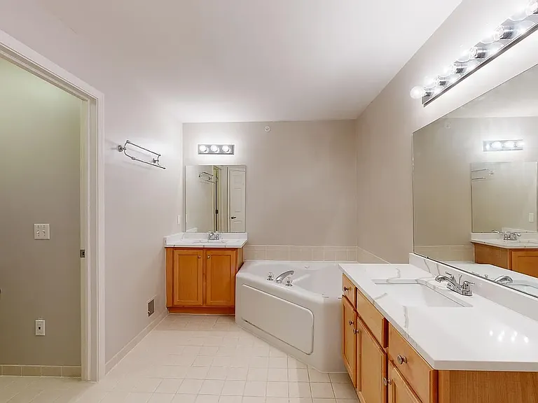 2990 Barclay Way — Photo 17
