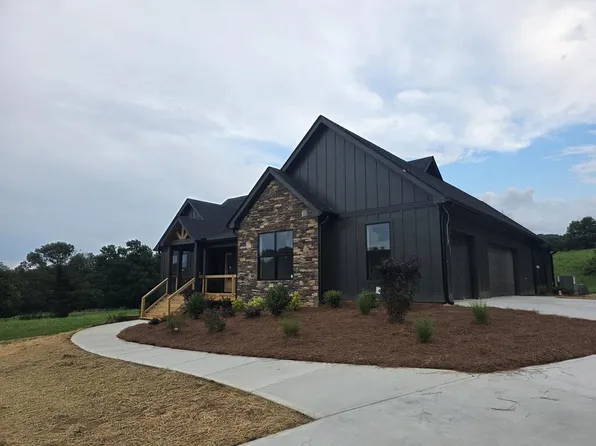 2490 New Hope Rd, Morganton, GA 30560