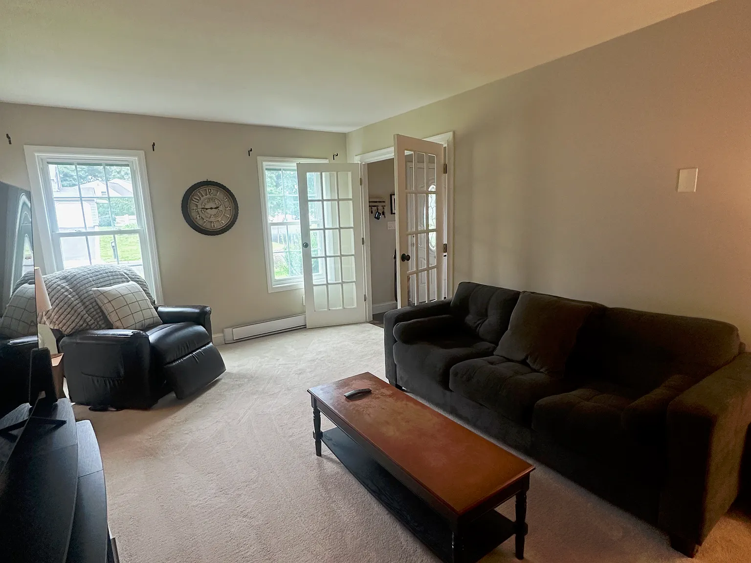3 bed, 1200 sqft, $3,950 — Photo 4