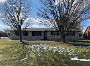 11 Chimney Hill Rd, Rochester, NY 14612