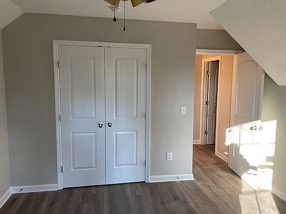 5th image of 262 Lakeview St