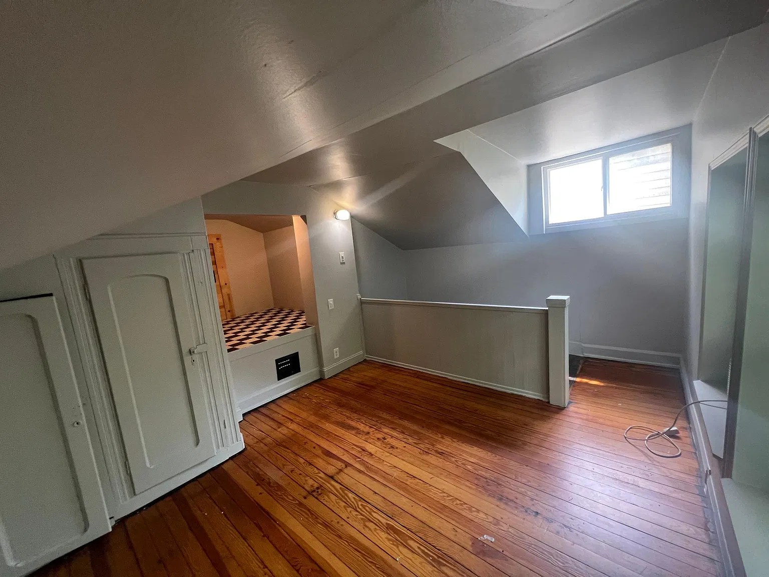 2901 Marshall Ave — Photo 3
