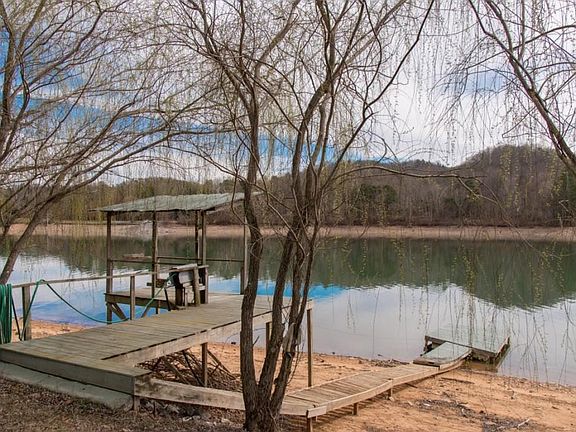 2nd image of 21343 Lakeshore Dr