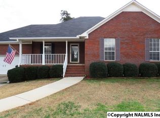108 Perdido Dr, Hazel Green, AL 35750