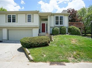 2780 Lakeshire Ln, Indianapolis, IN