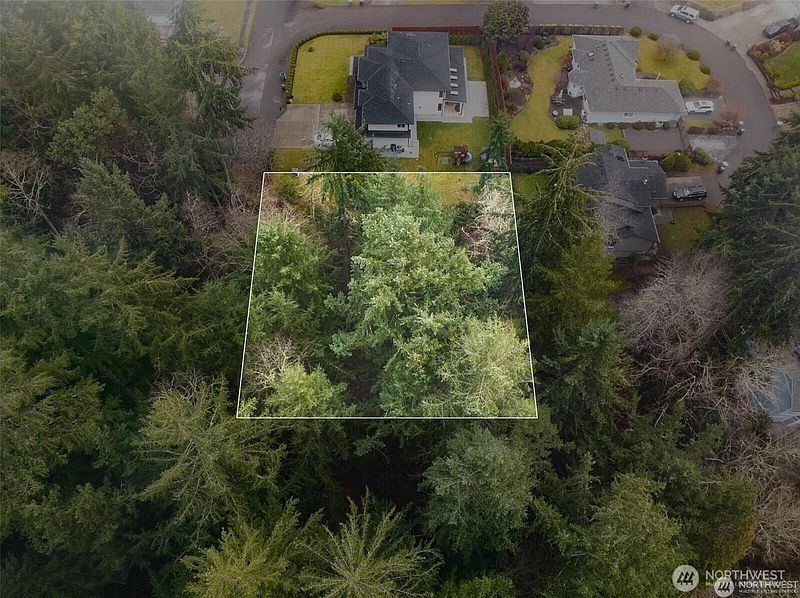 3rd image of 2514 Shepard Street