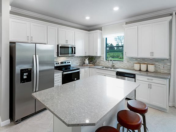 Kitchen with Center Island