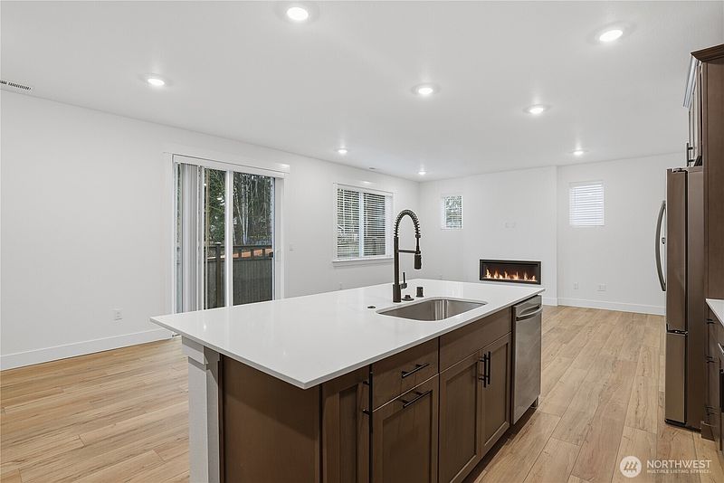 5th image of 32141 Grand Avenue SE