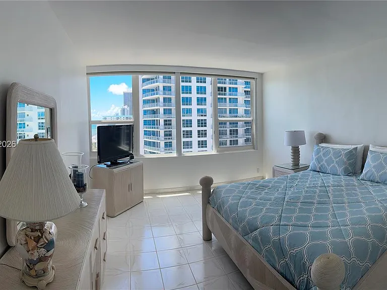 3505 S Ocean Dr #1514 — Photo 18