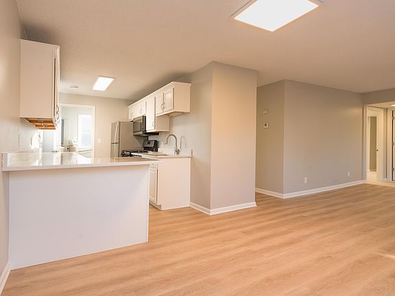 2nd image of 721 Columbus Ave