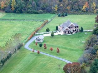 9727 Seven Mile Rd, Caledonia, WI 53108