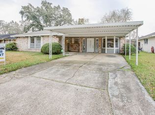 1615 Rainy River Dr, Houston, TX 77088