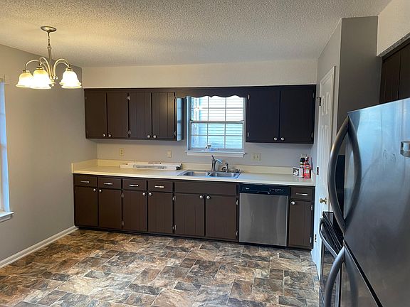 Ear in kitchen
