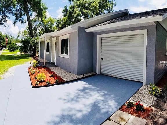3rd image of 7812 Bayberry Ct